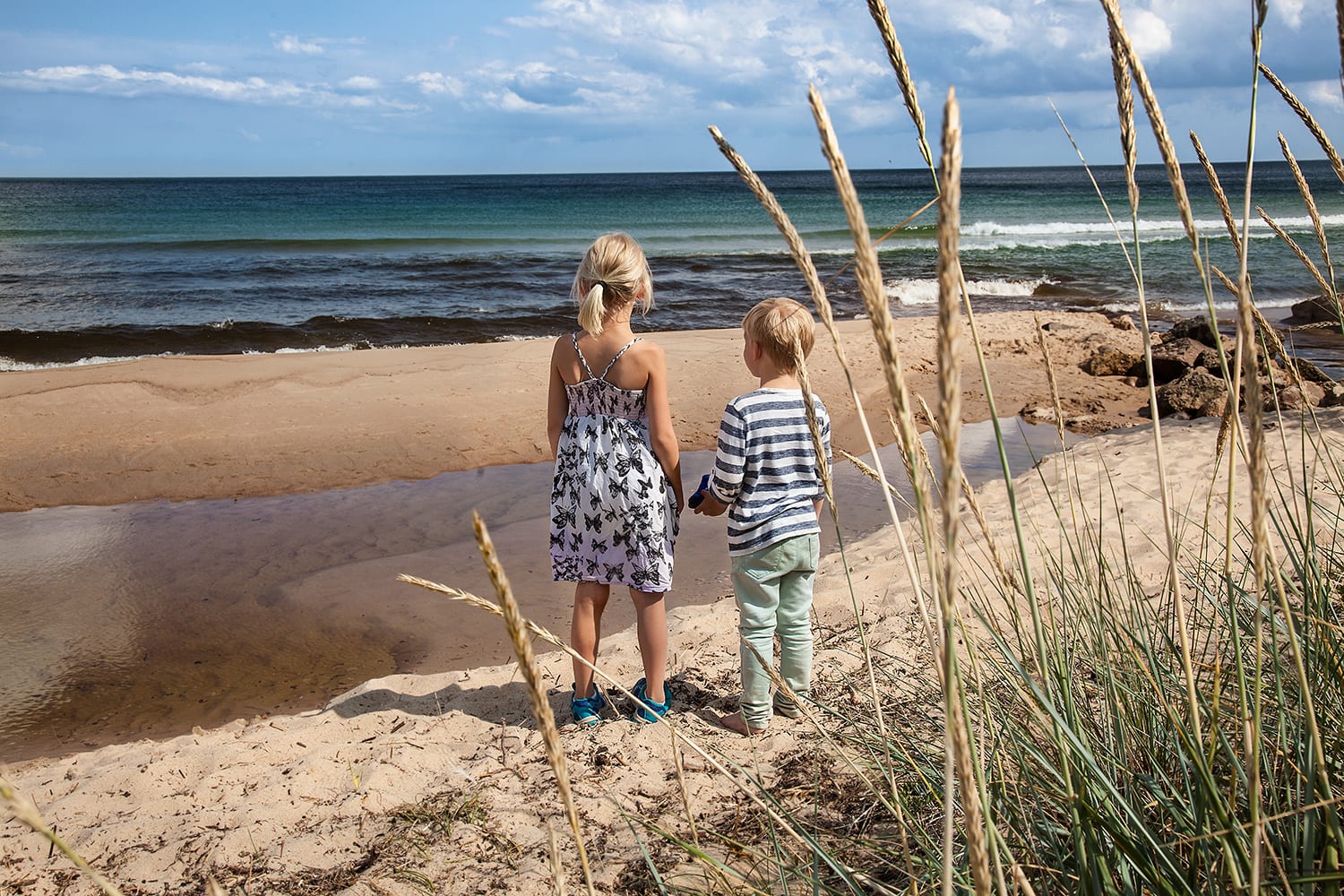 Barn på Stranden